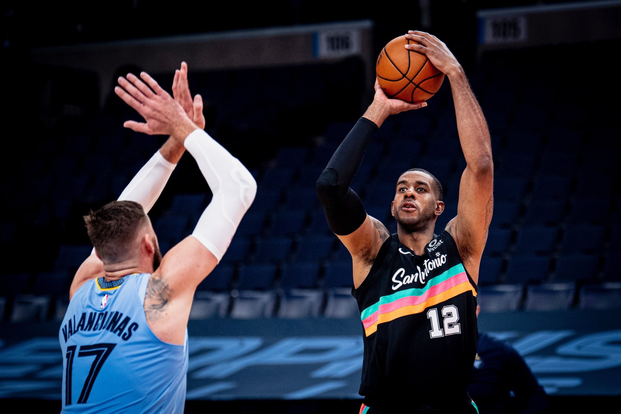 戏中期的战 戏中期的战